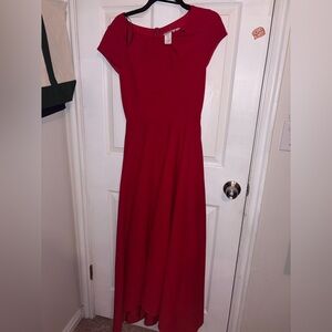 Chic Scarlet Evening Gown